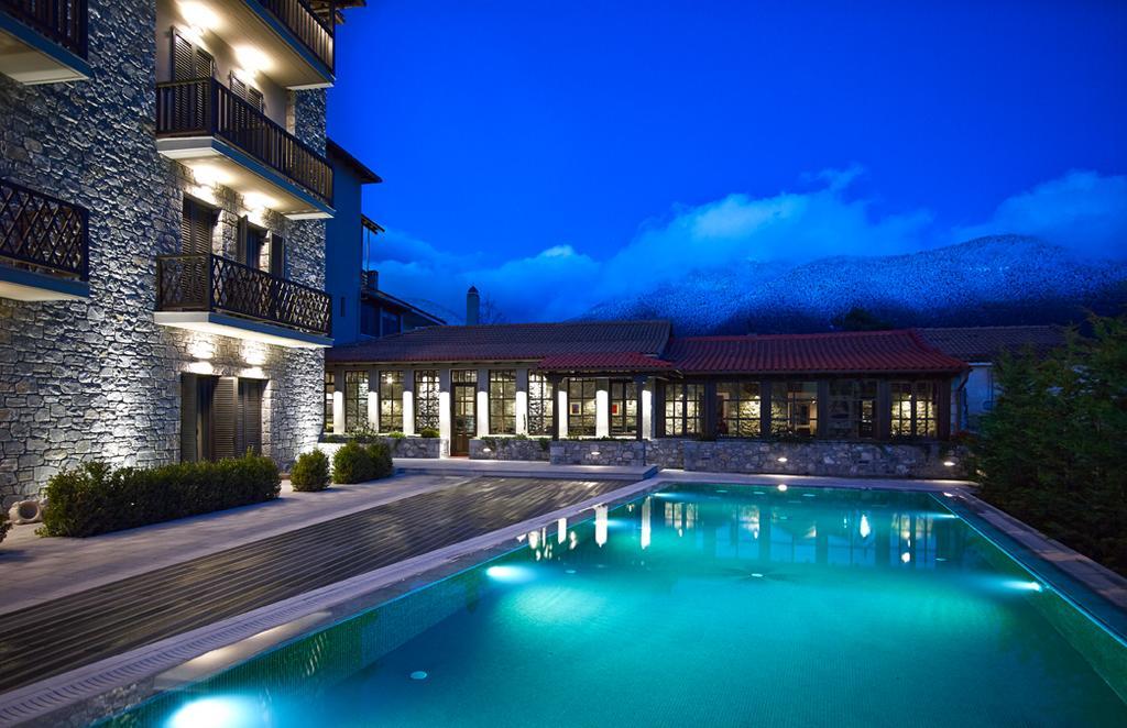 Art Mainalon Hotel Vytina Exterior foto